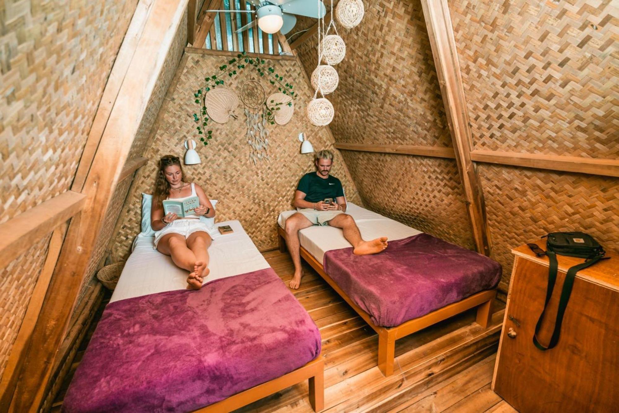 Mad Monkey Hostel Nacpan Beach (Adults Only) El Nido Exteriér fotografie